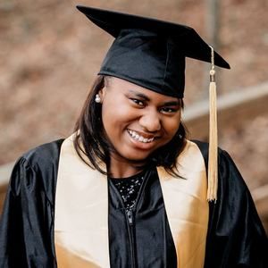 Meet your Posher, Shay